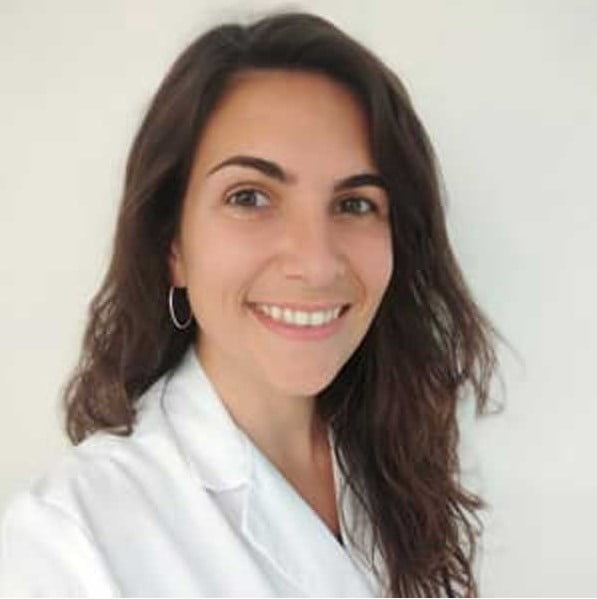  Júlia Roig Navarro M.D.