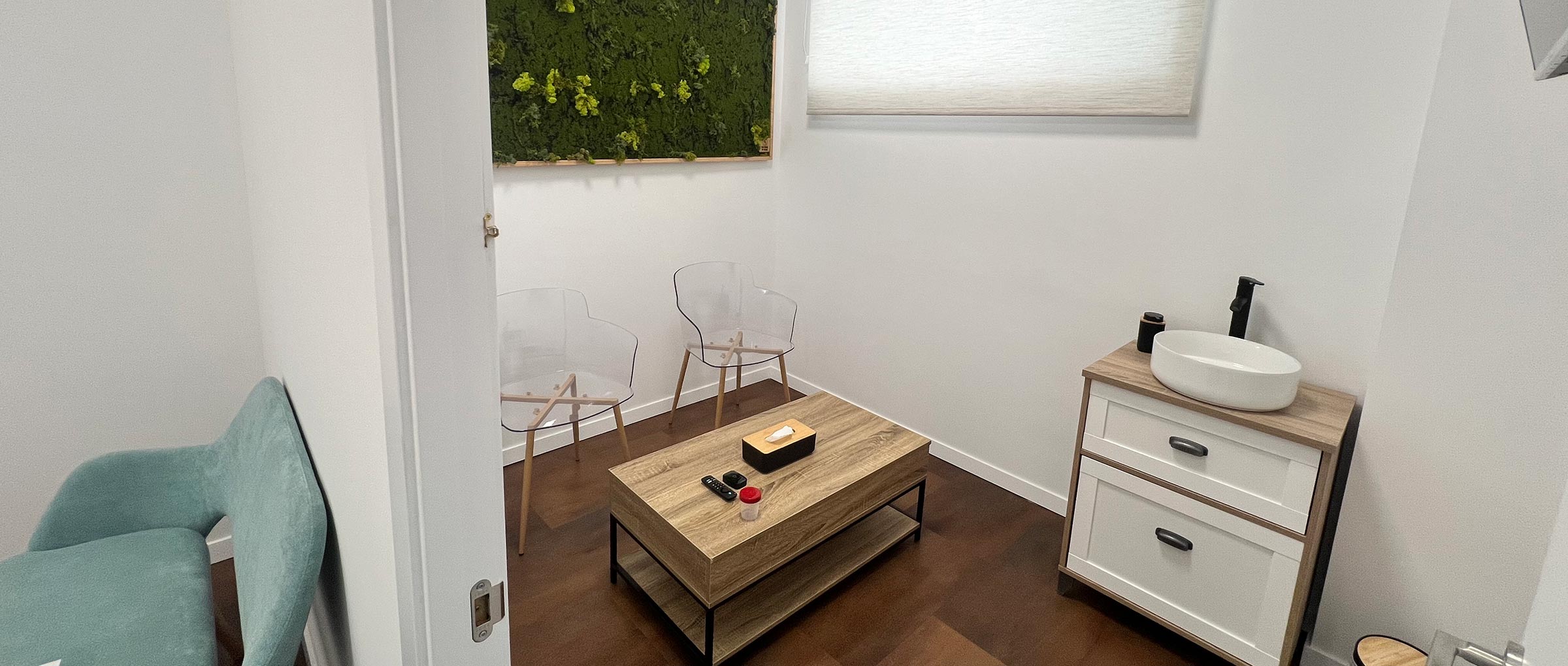 Imagen: Sample collection room at Victoria Rey Clinic